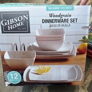 Gibson Woodgrain Dinnerware Set - White